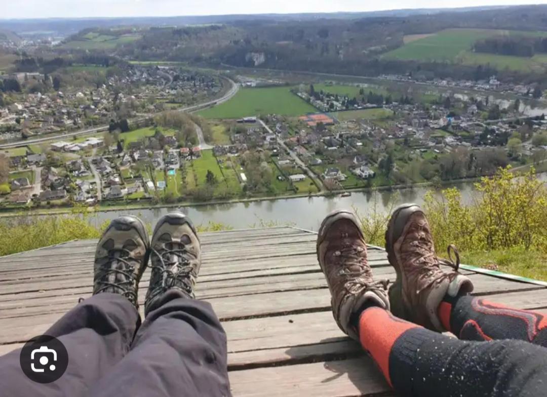 Escale Chambre D'Hotes Au Coeur Du Vieux Profondeville Entre Namur Et Dinant エクステリア 写真