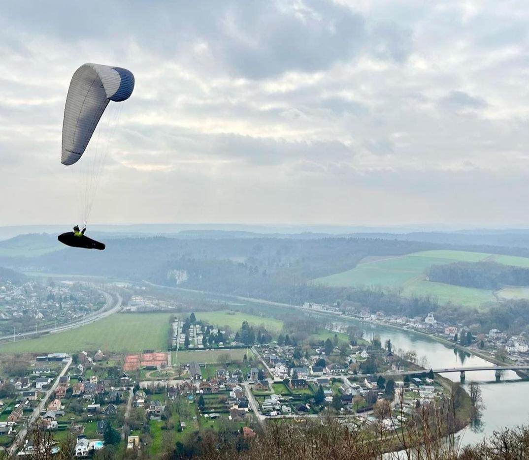 Escale Chambre D'Hotes Au Coeur Du Vieux Profondeville Entre Namur Et Dinant エクステリア 写真